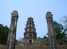 Пагода Тхиен Му (Экскурсия из Хюэ)
