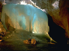 Пещеры Айсризенвельт