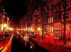 Знаменитый Квартал Красных Фонарей в Амстердаме