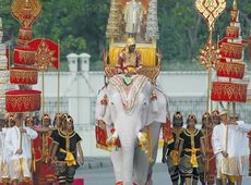 День рождения Короля Пумипона Адульядета (Рама IX)