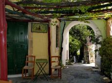 Arolithos Traditional Cretan Village 3*