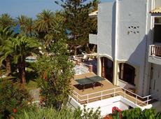 Zervas Beach Hotel 2*