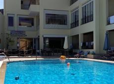 Alexandros Hotel 3*
