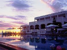 Maritimo Beach Hotel 4*