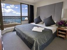 Quay West Suites Sydney 4*