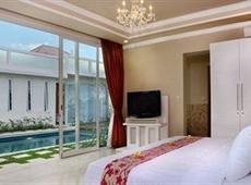 Nusa Dua Retreat Boutique Villa Resort & Spa 5*