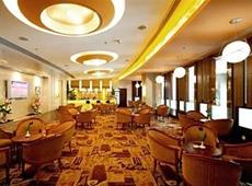 Jin Jiang Pine City Hotel 4*