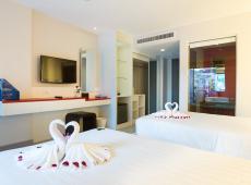 Alfresco Phuket Hotel 3*