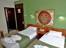 Pinar Hotel 2*