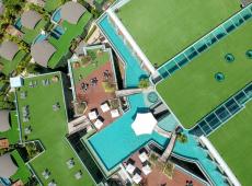 Crest Resort & Pool Villas 5*