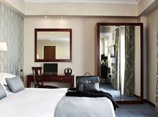 AVA Hotel & Suites 4*