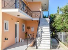 Olive Grove Apartments 3*