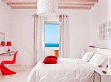 Kouros Hotel & Suites 5*