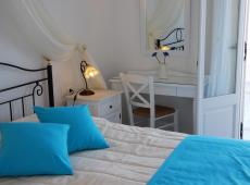 Reverie Santorini Hotel 3*
