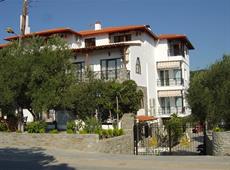 Pyrgos Hotel 2*