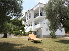 Villa Askamnia Beach Aparthotel Apts