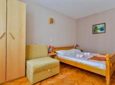 Apartments Srzentic 3*