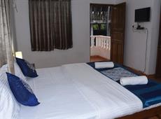 White Pearl Suites 4*