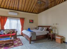 Puri Wirata Dive Resort & Spa 3*