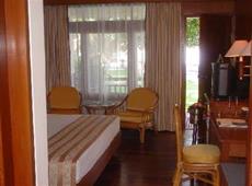 Kila Senggigi Beach Hotel 5*