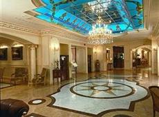 Vanvitelli Grand Hotel 4*