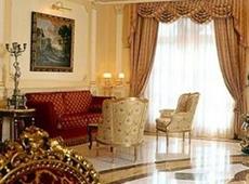 Vanvitelli Grand Hotel 4*