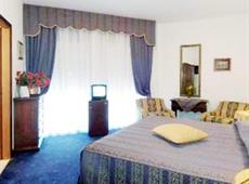 Hotel Cavalieri Palace 4*
