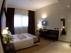 Idea Hotel Milano Watttredici 4*