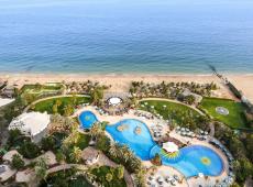 Le Meridien Al Aqah Beach Resort 5*