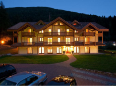 Holidays Dolomiti Apartment Resort 3*