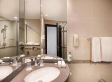 Holiday Inn Express Dubai Jumeirah 3*
