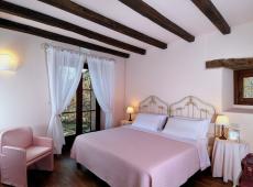 Lodole Country House 3*