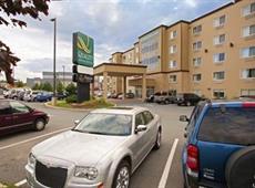 Quality Inn & Suites Halifax 3*
