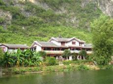 Yangshuo Mountain Retreat 3*