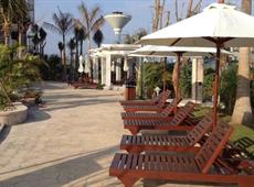 Sanya Seacube Holiday Hotel 5*