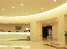 Holiday Inn Express Shanghai Jinqiao Central 3*