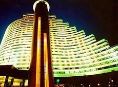 Hua Ting Hotel & Towers 5*
