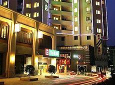 Ibis Hotel Waigaoqiao Shanghai 2*