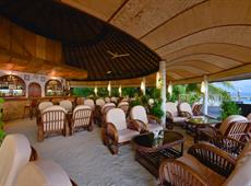 Angaga Island Resort & Spa 4*