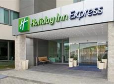 Holiday Inn Express Lisbon Airport 4*