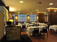 Axis Porto Business & SPA Hotel 4*