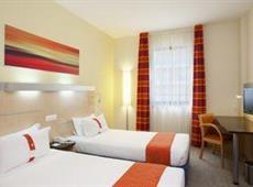 Holiday Inn Express Porto-Exponor 3*