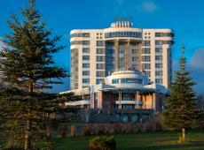 Cosmos Petrozavodsk Hotel 4*