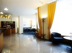 Starlight Suites Hotel Bucharest 4*