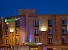 Holiday Inn Express West Los Angeles 3*