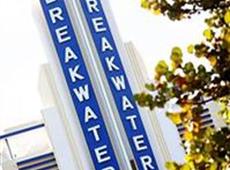 Breakwater Hotel 5*
