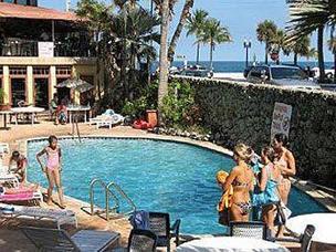 Sea Club Resort 2*