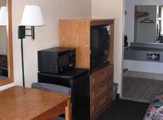Town House Motel 2*