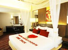 Ambassador Hotel Bangkok 4*