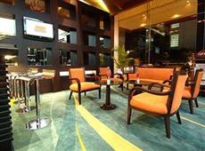 Bandara Suites Silom 4*